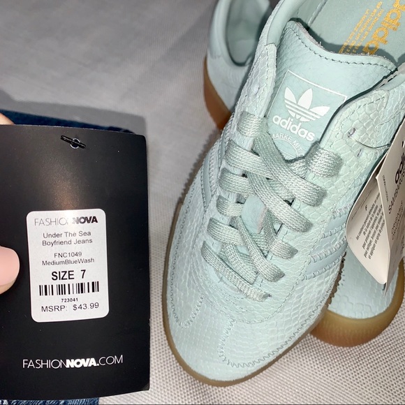 Fashion Nova Under the Sea Boyfriend Jean - Picture 6 of 9